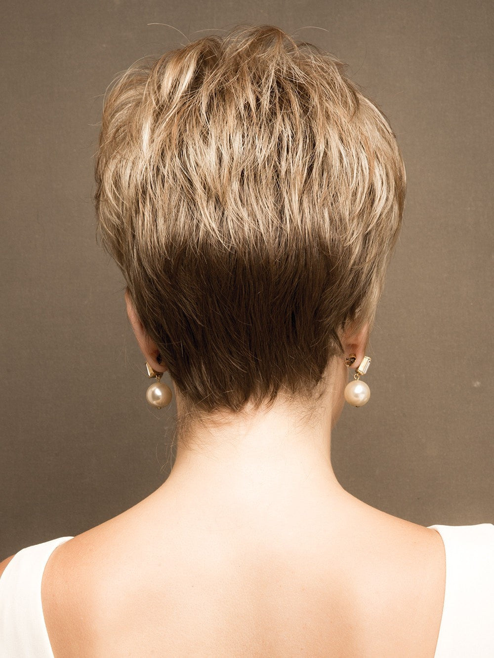 SUGAR CANE R | Rooted Platinum Blonde and Strawberry Blonde evenly blended base with Light Auburn highlight