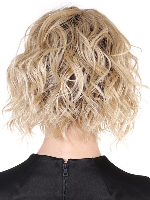 HONEY WITH CHAI LATTE | Light Golden Brown with Pale Golden Blonde & Medium Golden Blonde Highlights on Top, Medium Brown Roots