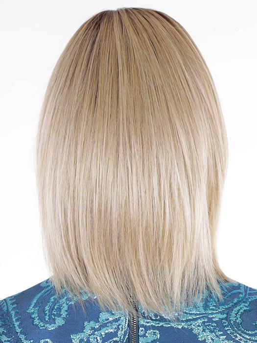 HONEY WITH CHAI LATTE | Light Golden Brown with Pale Golden Blonde & Medium Golden Blonde Highlights on Top, Medium Brown Roots