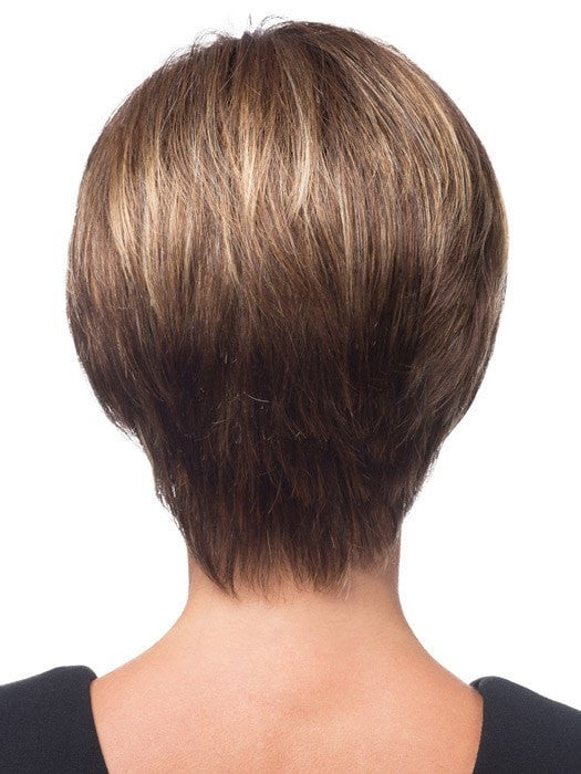 Longer crown layers with a tapered nape | Color: CaramelKiss