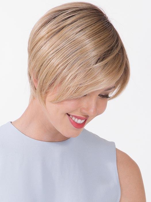 HONEY WITH CHAI LATTE | Light Golden Brown with Pale Golden Blonde & Medium Golden Blonde Highlights on Top, Medium Brown Roots