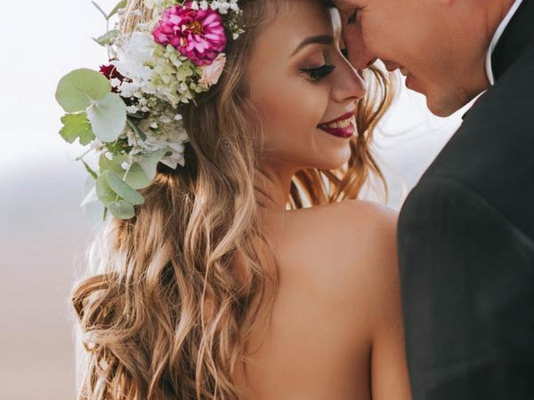 Wigs for Your Wedding Hairstyle