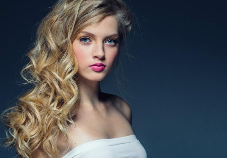 The Best Wigs for Cool Skin Tones