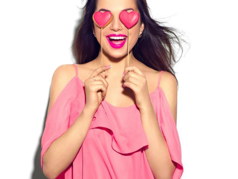 A Valentine's Day Sale & Simmering Styles to Show Our Love!