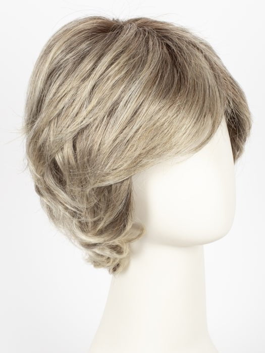 CHAMPAGNE-ROOTED 22.26.20 | Light Beige Blonde, Medium Honey Blonde, and Platinum Blonde blend with Dark Roots