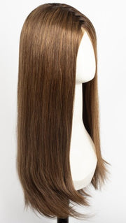 SS8/29 SHADED HAZELNUT | Rich Medium Brown Evenly Blended with Ginger Blonde Highlights with dark roots