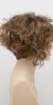 CREAMED COFFEE | Medium Brown roots and base with Cinnamon and Golden Blonde highlights
