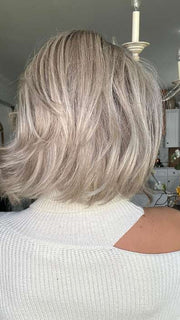Jenna Fail @jenna_fail wearing LOVE ALWAYS, RAQUEL by RAQUEL WELCH in RL17/23SS ICED LATTE MACCHIATO | Honey Blonde shaded with Cool Blonde with Dark Roots