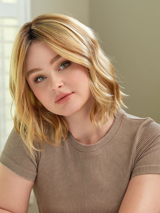 Model wearing CHARLOTTE by ENVY in BUTTERSCOTCH SHADOW | A blend of Strong, Golden Blonde and Light Blonde with Dark Brown Roots