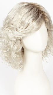 GL23-101SS SS SUN-KISSED BEIGE | Dark golden blonde base blends into multi-dimensional tones of lightest beige blonde