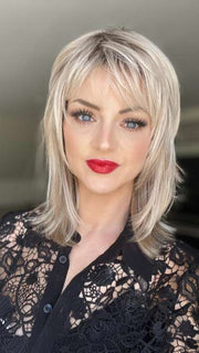 Sandy @i_be_wiggin wearing KARI by ENVY BY ALAN EATON in color PLATINUM SHADOW | Light Blonde with Dark Roots