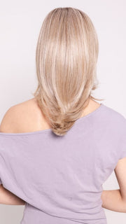Ava wearing DREW by JON RENAU in 101/88/27S8 CATALINA BLONDE | Pale blonde with Pure White Natural Violet halo highlights, shaded medium brown