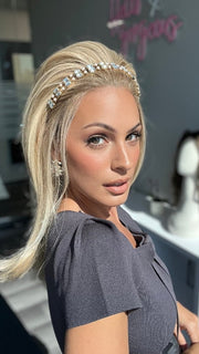 ROXIE  is wearing ALASIA by ELLEN WILLE (STYLED)  in color BAHAMA BEIGE SHADED 22.16.26 | Medium Honey Blonde, Lightest Ash Blonde, and Lightest Reddish-Brown Blend with Medium Shaded Roots
