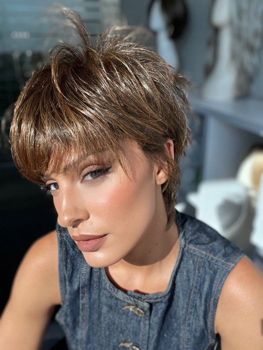 Roxie is wearing CHAT by ELLEN WILLE in color GF6-30 COPPER MAHOGANY | Medium Brown Evenly Blended with Medium Auburn