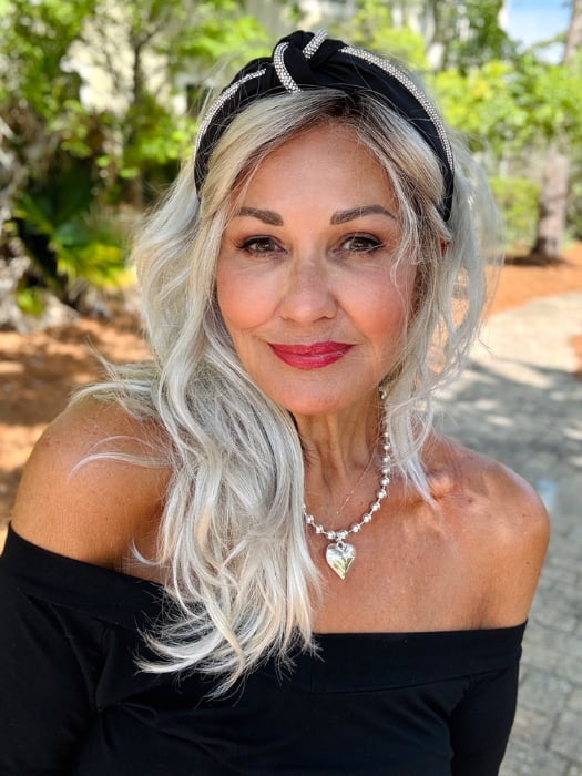 Ellen wearing ARROW by ELLEN WILLE in PLATIN BLONDE ROOTED 60.24 | Pearl Platinum, Light Golden Blonde, and Pure White Blend