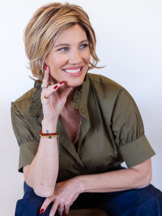 Jenny B. @thewiggygirl wearing NAOMI by JON RENAU in color 14/26S10 SHADED PRALINES N' CREAM | Light Gold Blonde & Medium Red-Gold Blonde Blend, Shaded with Light Brown