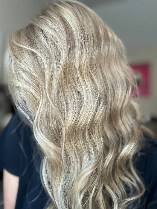 Emily H. wearing MAYA HAND TIED by ENVY in PROSECCO (12/24/102R8)| Rooted Neutral Light Medium Blonde