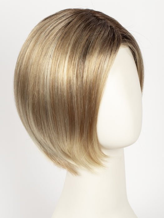 LIGHT HONEY | Medium Honey Blonde, Platinum Blonde, and Light Golden Blonde blend with Dark Roots