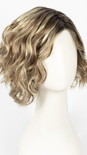 RH12/26RT4 | Light Brown with Chunky Golden Blonde Highlights and Dark Brown Roots