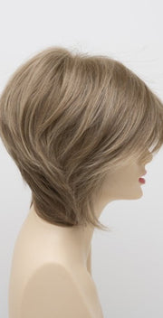 GINGER CREAM | Dark Beige Blonde underneath highlighted on top with Light Beige Blonde