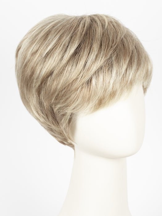 CHAMPAGNE-ROOTED 22.16.25 | Light Beige Blonde, Medium Honey Blonde, and Platinum Blonde blend with Dark Roots