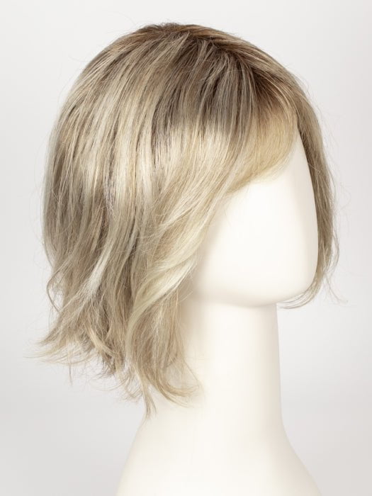 LIGHT-CHAMPAGNE-ROOTED 23.24.14 | Platinum Blonde, Light Golden Blonde, Light Ash Blonde blend and Dark Roots
