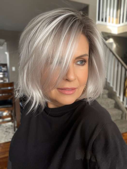 Donna @style.me.ageless wearing ESPRIT by ELLEN WILLE in color SILVER-BLONDE-ROOTED 60.1001.24 | Pure Silver White Blended with Light Ash Blonde