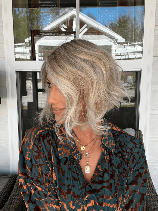 Jenna @jenna_fail wearing TREND ALERT by GABOR in color GF19-23SS BISCUIT | Light Ash Blonde Evenly Blended with Cool Platinum Blonde with Dark Roots