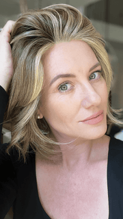 Jenny B. @thewiggygirl wearing TREND ALERT by GABOR in color GF11-25SS HONEY PECAN | Chestnut Brown base blends into multi-dimensional tones of Brown and Golden Blonde