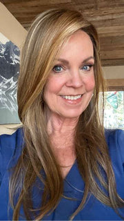 Susan Sparks @sparkles_inthworld wearing MIRAGE by ELLEN WILLE in color LIGHT-BERNSTEIN-ROOTED 27.12.26 | Light Auburn, Light Honey Blonde, and Light Reddish Brown Blend and Dark Roots