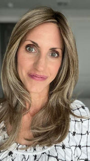 Lisa Mullins @beautifulyouwigreviews wearing SPOTLIGHT ELITE by RAQUEL WELCH WIGS in color RL12/22SS SHADED CAPPUCCINO | Light Golden Brown Evenly Blended with Cool Platinum Blonde Highlights with Dark Roots