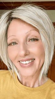 Alicia F. @wigginout wearing STRAIGHT UP WITH A TWIST by RAQUEL WELCH WIGS in color SS19/23 SHADED BISCUIT | Cool Platinum blonde with subtle highlights and medium brown roots