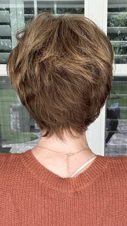 Kristyna Moore @kristynamoore wearing MARISKA by JON RENAU  in 24BT18F BAVARIAN CREME | Dark Natural Ash Blonde & Light Gold Blonde Blend with Dark Natural Ash Blonde Nape