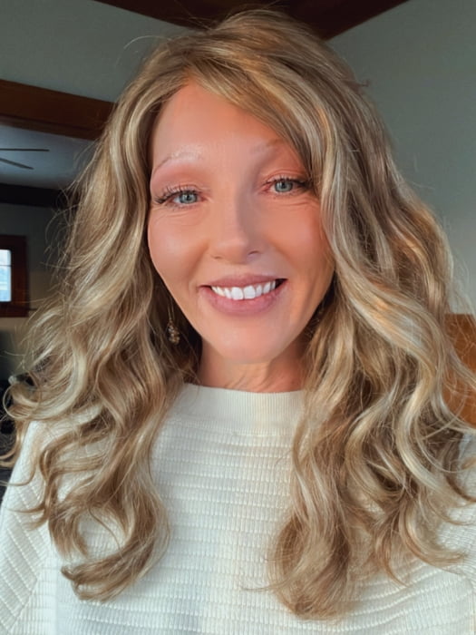 Alicia wearing SARAH by JON RENAU in 14/26S10 SHADED PRALINES N' CREAM | Light Gold Blonde & Medium Red-Gold Blonde Blend, Shaded with Light Brown