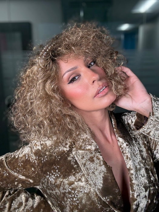 ROXIE wearing DISCO by ELLEN WILLE in LIGHT BERNSTEIN ROOTED 12.27.26 | Light Auburn, Light Honey Blonde, and Light Reddish Brown blend and Dark Roots