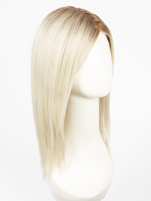 BOMBSHELL BLONDE | Golden brown root with a blend of white, pure blonde and satin blonde