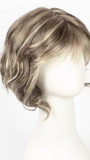 GL18-23 TOASTED PECAN | Ash Brown with Cool Blonde Highlights