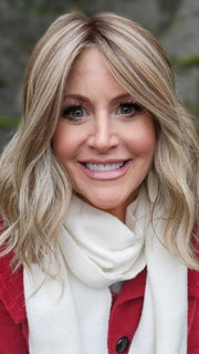 Natalie Gray @vanish.into.thin.hair wearing WAVY DAY by RAQUEL WELCH WIGS in color RL10/22SS SHADED ICED CAPPUCCINO | Light Brown Shaded with Medium Blonde