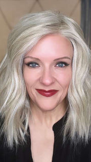 Marcie Mertz @wig.obsessed wearing BIG SPENDER by RAQUEL WELCH WIGS in color RL19/23 BISCUIT | Light Ash Blonde Evenly Blended with Cool Platinum Blonde