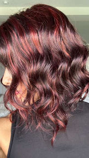 Lorena Calderon @faux.hurr.lifee wearing JULIANNE LITE by JON RENAU in color FS2V/31V CHOCOLATE CHERRY | Black/Brown Violet, Medium Red/Violet Blend with Red/Violet Bold Highlights