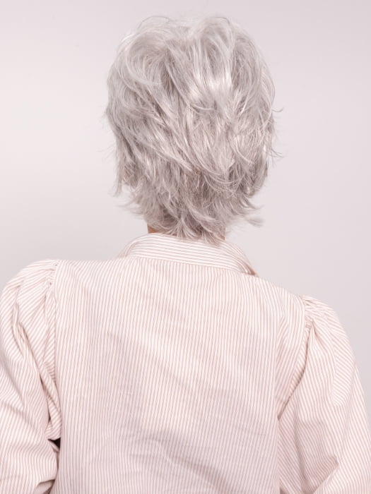 Roxie wearing VOLTAGE by RAQUEL WELCH in R56/60 SILVER MIST | Lightest Grey Evenly Blended with Pure White