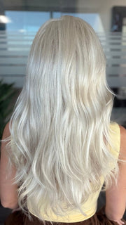 Roxie is wearing SWEETLY SUBTLE by GABOR in GL23-101 SUN-KISSED BEIGE | Beige Blonde with Platinum Highlights
