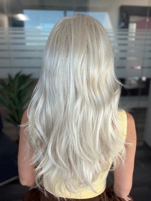 Roxie is wearing SWEETLY SUBTLE by GABOR in GL23-101 SUN-KISSED BEIGE | Beige Blonde with Platinum Highlights