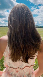 Kim Hammon @letstalkwithkim wearing BROOKE by ENVY BY ALAN EATON in color TOASTED SESAME | Medium Brown roots with overall Warm Cinnamon base and Golden Blonde highlights