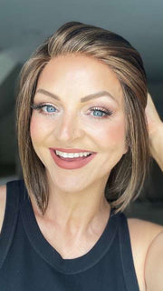 Sandy @i_be_wiggin wearing ELITE by ELLEN WILLE in color HAZELNUT MIX | Medium Brown base with Medium Reddish Brown and Copper Red highlights