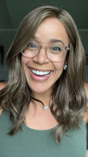 Brea @getwiggywithbrea wearing WILLOW by JON RENAU in color 8RH14 MOUSSE CAKE | Medium Brown with 33% Medium Natural Blonde Highlights