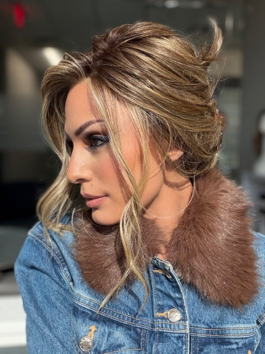 Roxie Wearing WAVY DAY by RAQUEL WELCH (STYLED) in RL9/24SS ICED CAFÉ LATTE | Dark Brown shaded with Golden Brown 