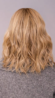 AVA wearing WAVY DAY by RAQUEL WELCH in RL16/21SS SHADED SAND | Light Blonde shaded with Medium Brown