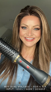Sandy @i_be_wiggin demonstrates her straightened Brianna by Envy in Toasted Sesame, styled with the 3-in-1 Airstyler. Not Dual Voltage -For USA 
Input:12V~ | 900W | 50/60Hz