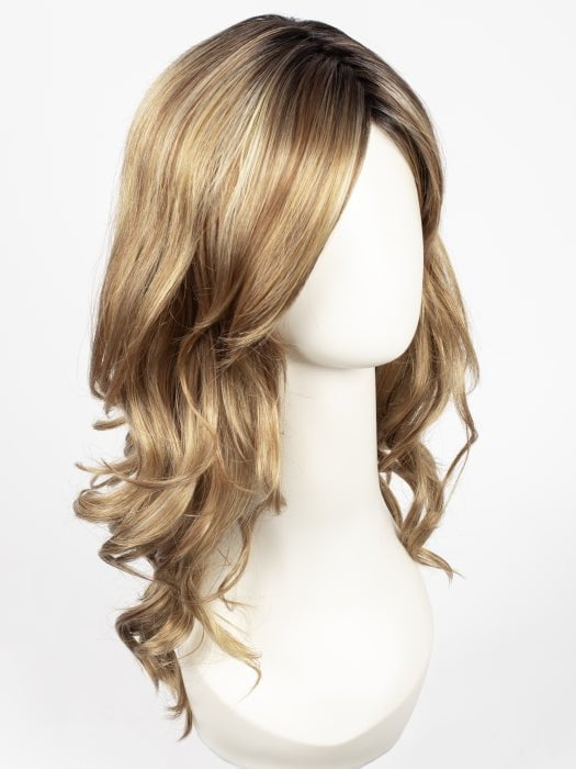 PEANUT-BUTTER-SWIRL | Warm Light Brown with Beige Highlights and Medium Brown Root